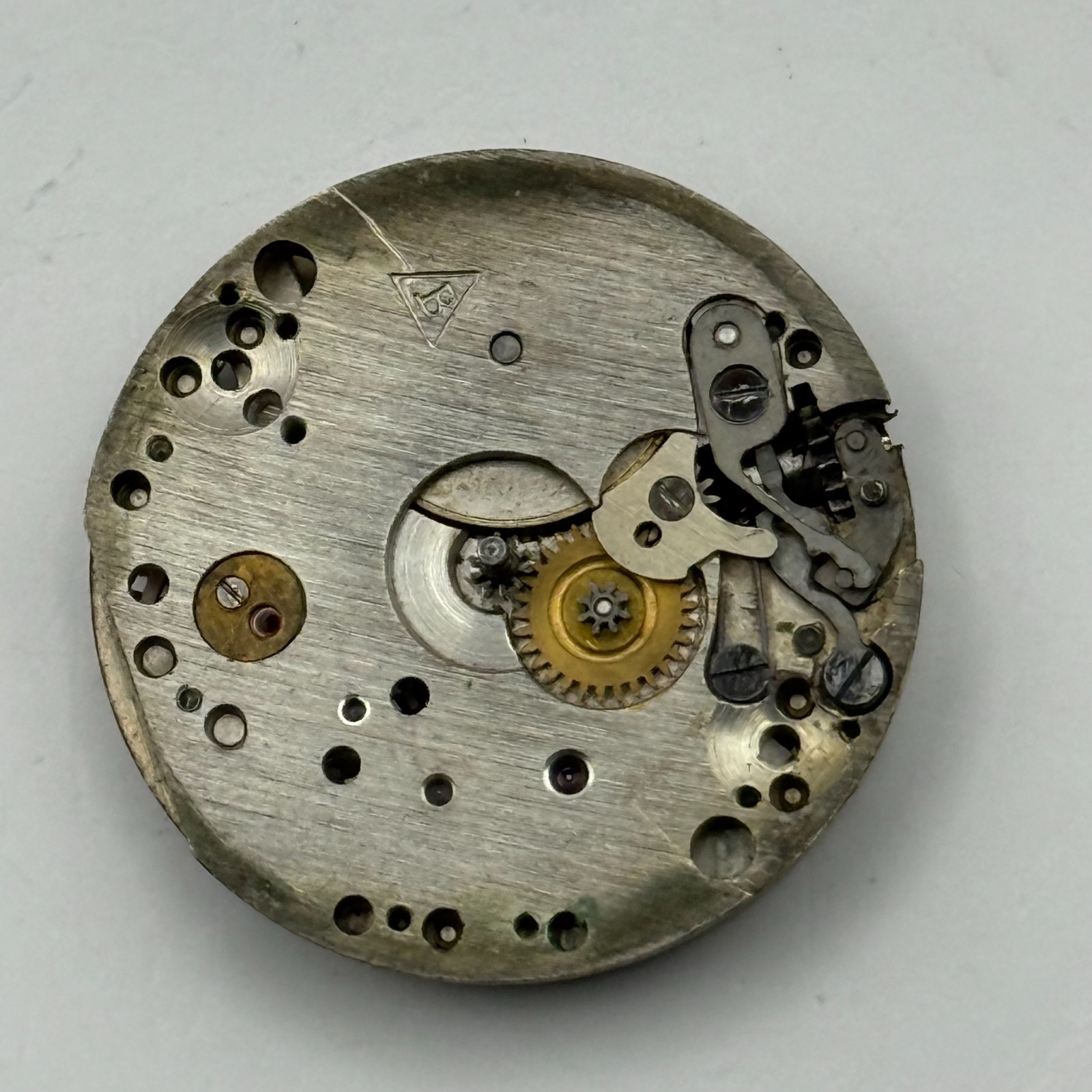 Herald Watch Movement Buser 15 Jewels 2 ADJ Swiss Vintage Parts Repair 23.2mm