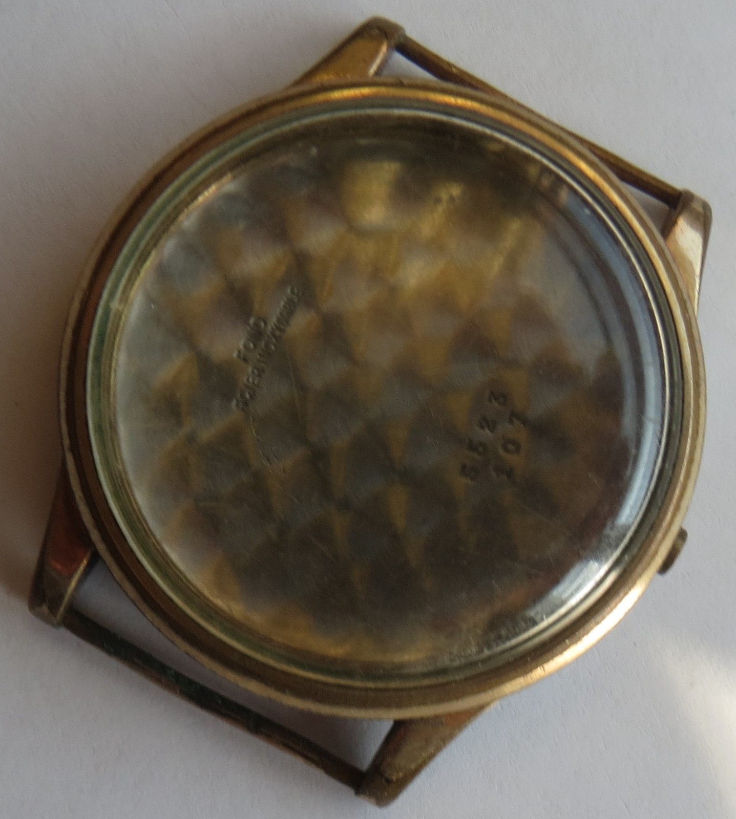 Chronograph mens wristwatch gold plated case 37,5 mm. in diameter