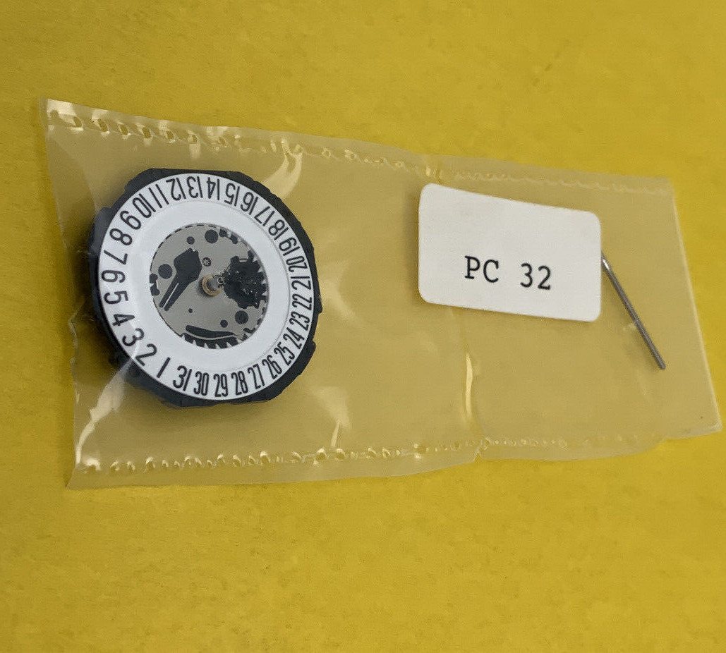 HATTORI PC32 WATCH MOVEMENT. NEW OLD STOCK. DATE @ 6