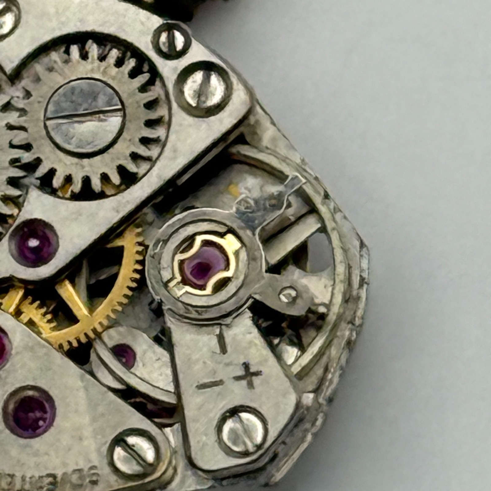 FHF 609 Watch Movement Rotary 17 Jewels Swiss Manual Wind Parts Repair 15.3mm