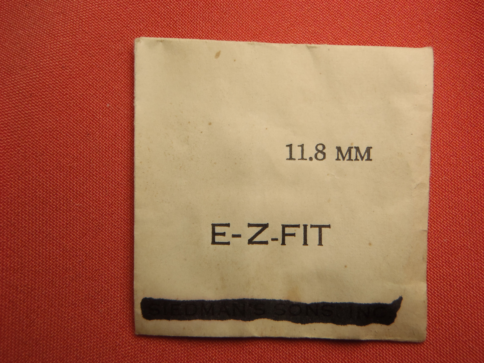 E-Z-FIT ROUND PLASTIC WATCH CRYSTAL 11.8 MM NOS