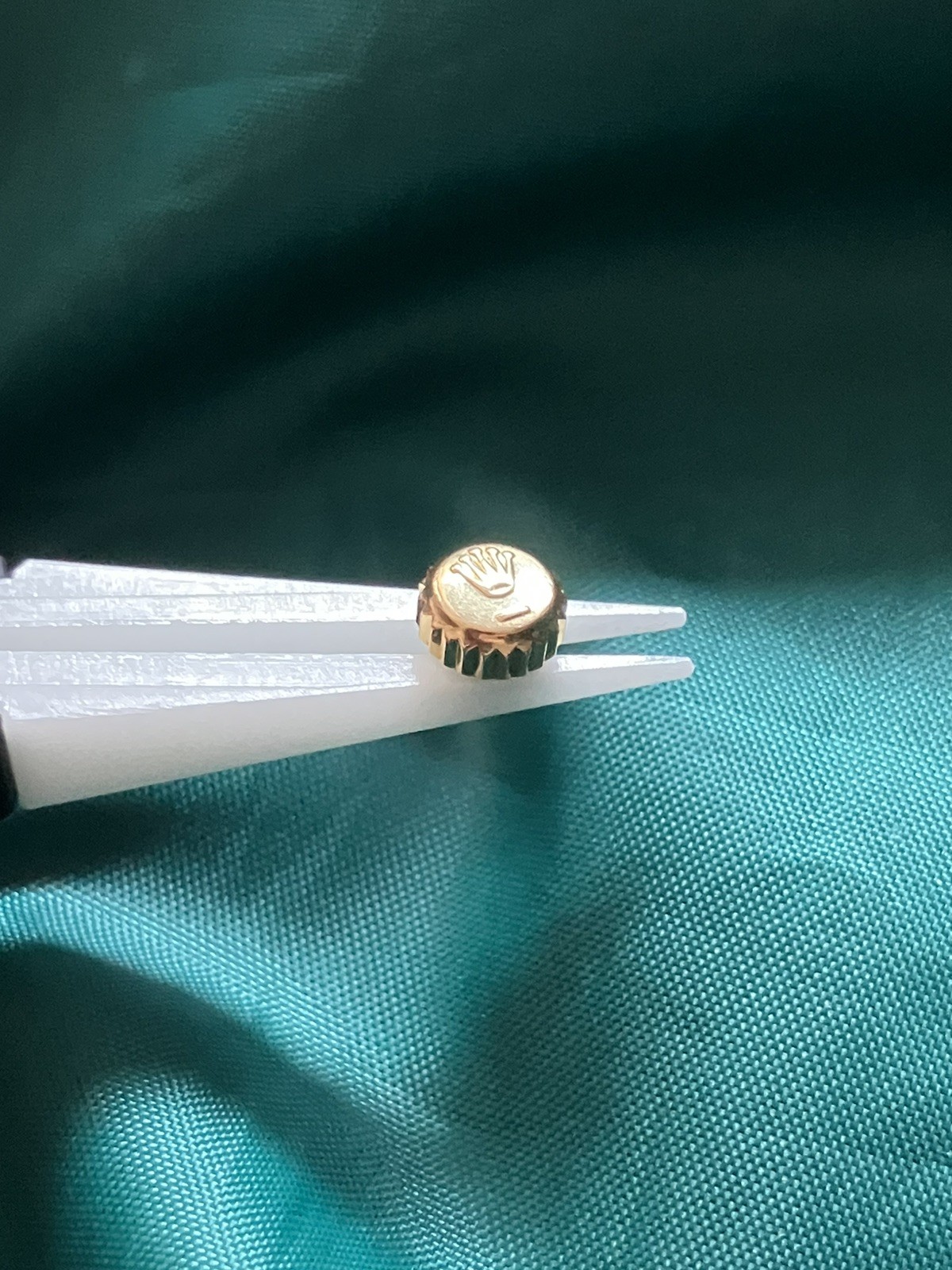 Genuine Rolex 18K Yellow Gold 6mm Crown for older earlier /Datejust 36 models