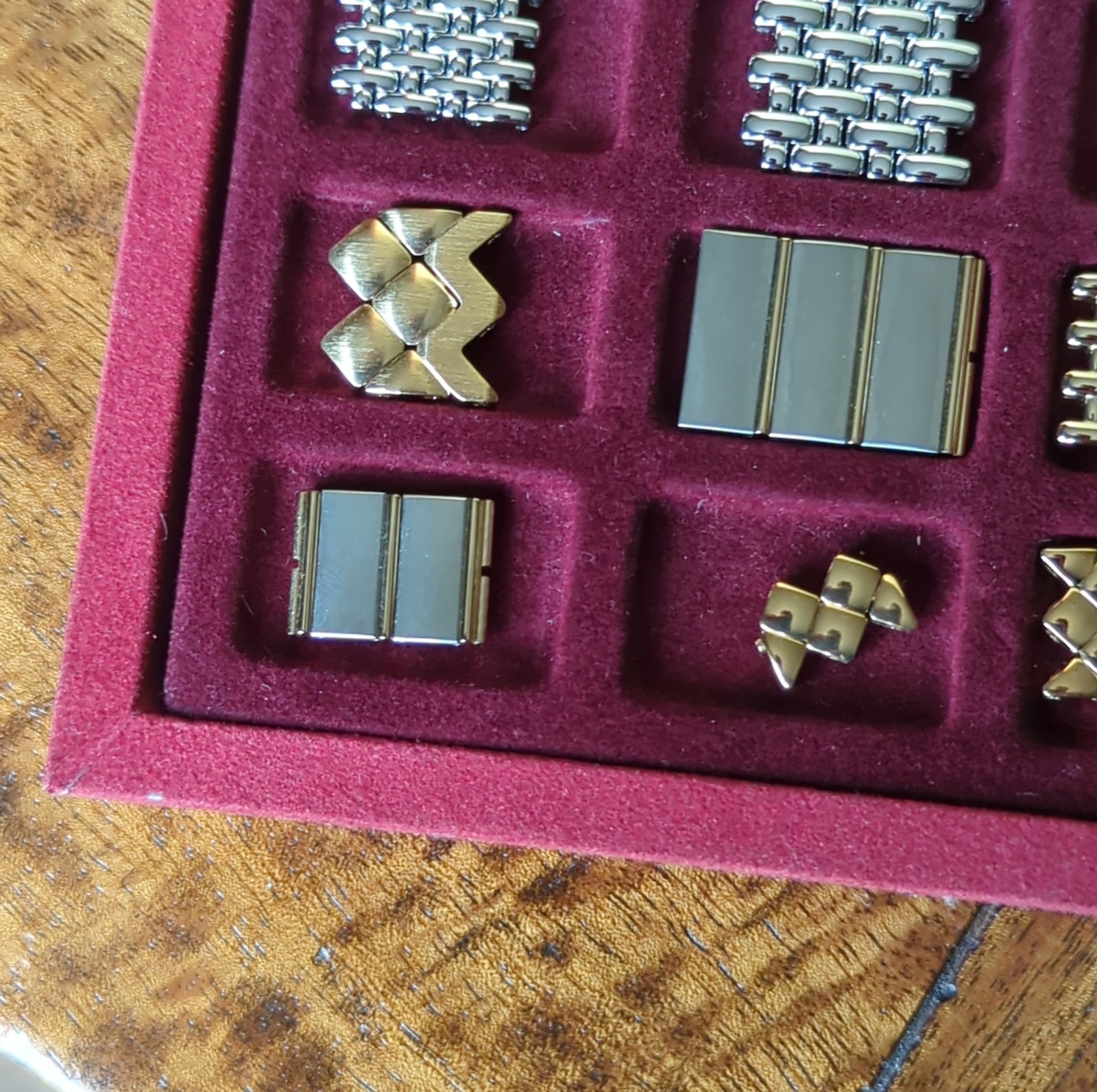 Raymond Weil Comprehensive Watch Bracelet Link Kit Mens and Ladies Circa 1990
