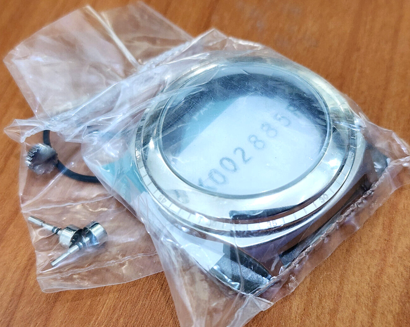 Nos Case Citizen H500-K002885 Eco-Drive Chronograph WR100M Men Quartz Watch