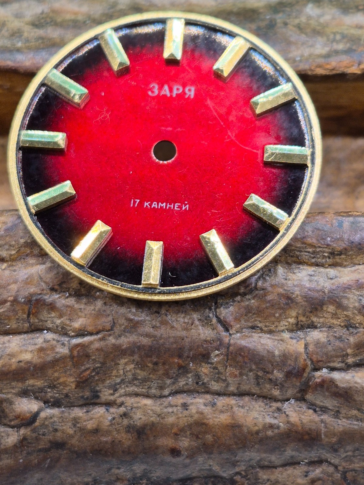 The original dial of the Soviet Zarya wristwatch