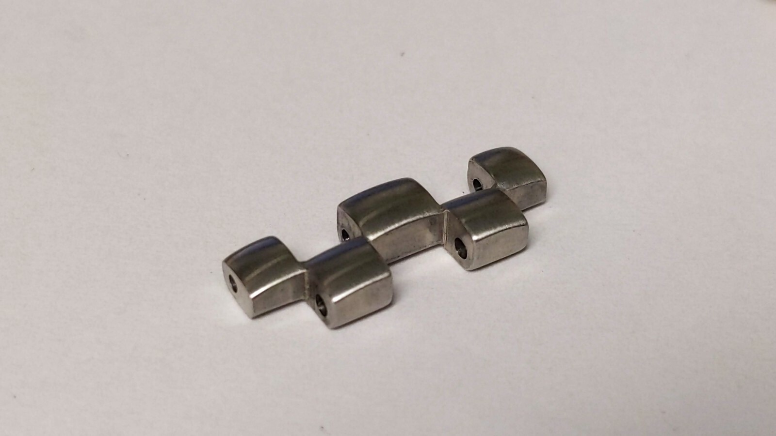 genuine 114ST Omega LINK S/S 20.3mm pre-owned, brushed steel x 13.3mm(short part