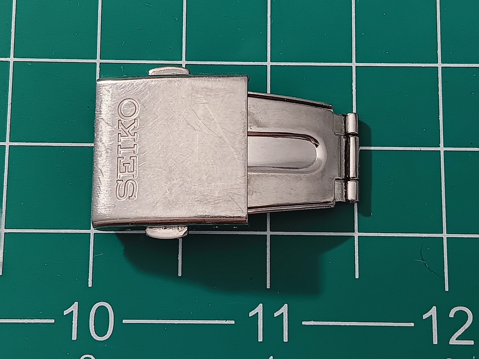 Genuine Seiko Push Button Foldover Silver Stainless Steel CLASP 18 mm — 20 mm