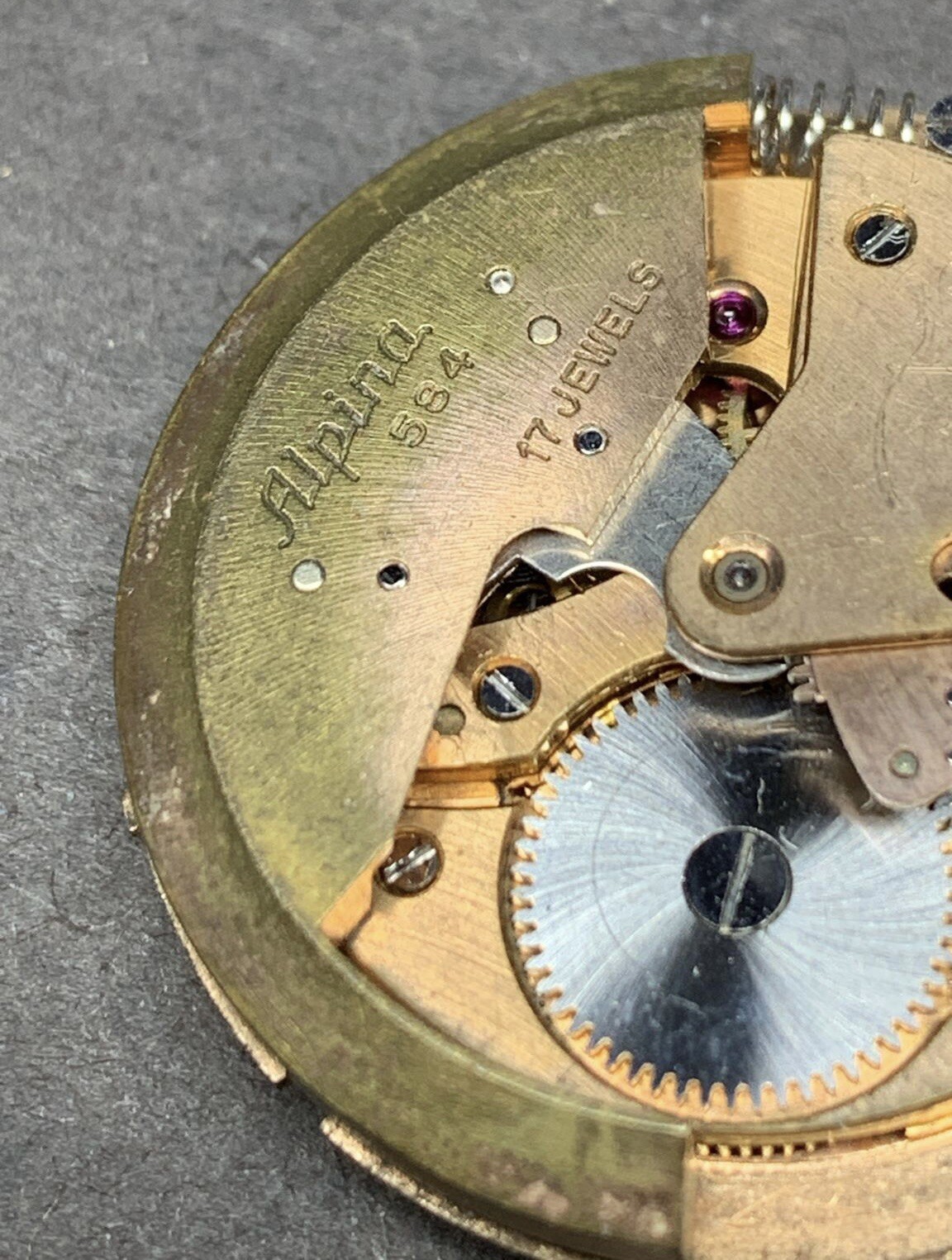 Genuine Alpina 584 Automatic Bumper Movement And Hands. Working