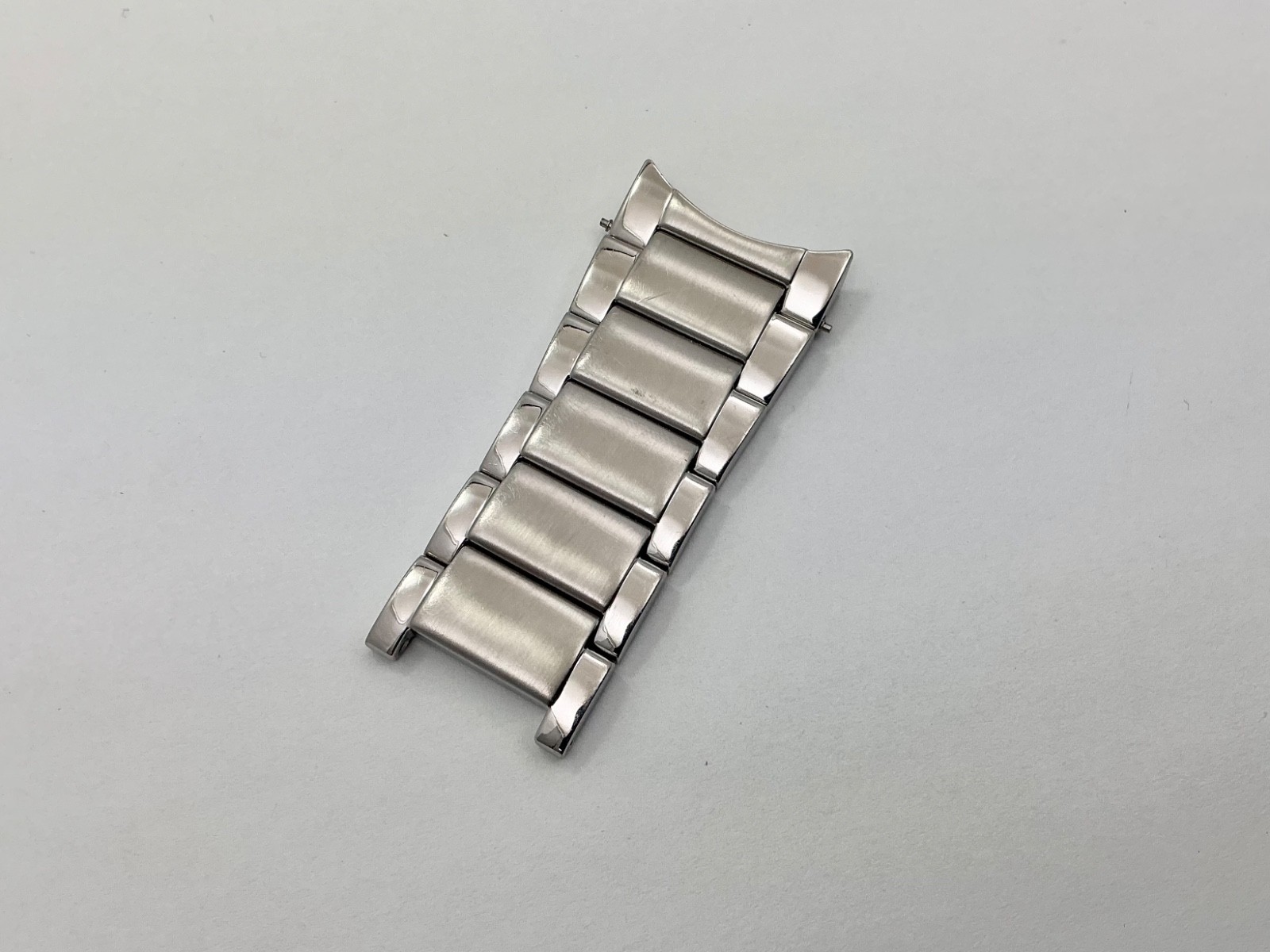 Citizen Caseback 8729-S093015 CONTINUOUS Partial Band Stainless Steel
