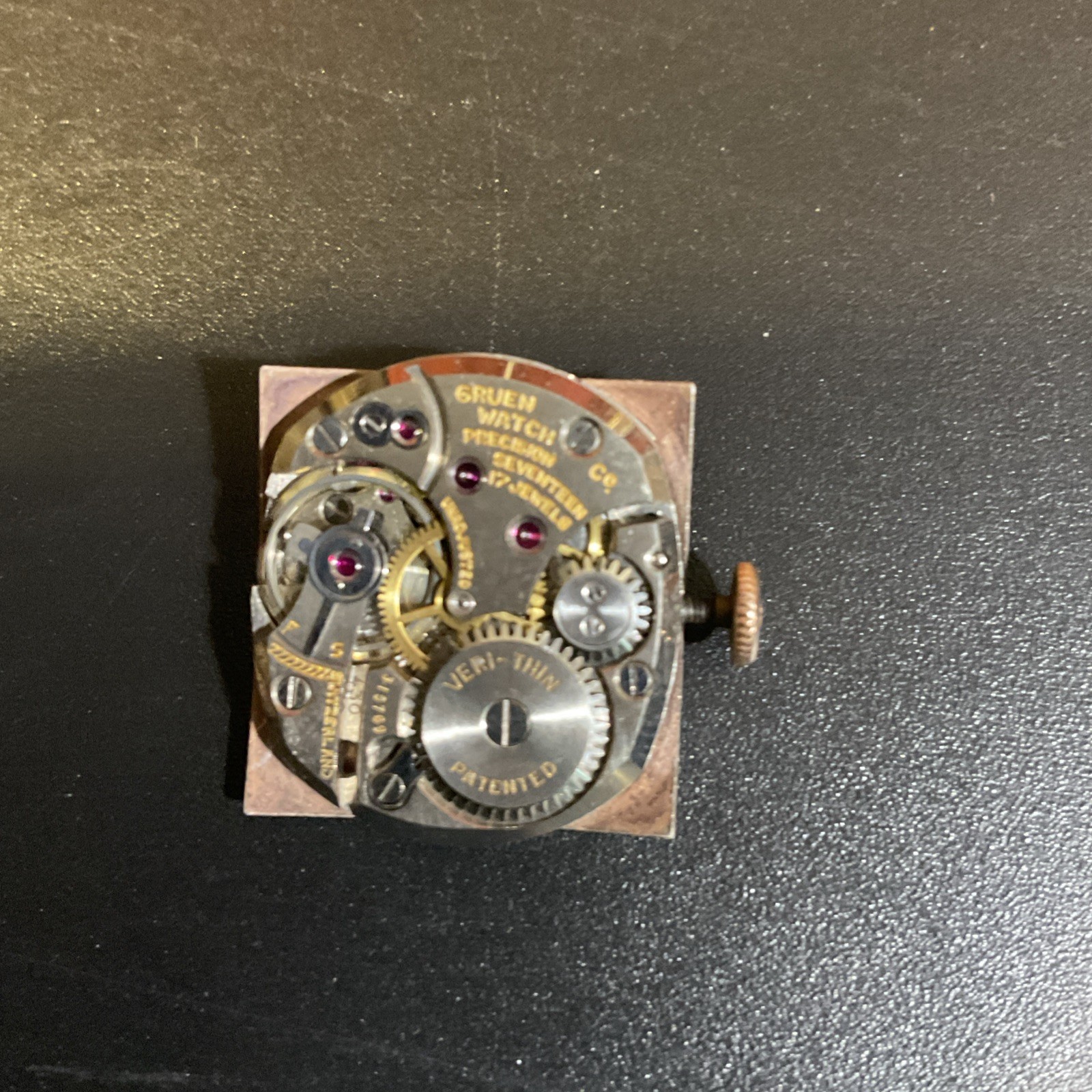 1941 Gruen Veri-Thin “Driver” (Ref. 430-456) in its original 10K