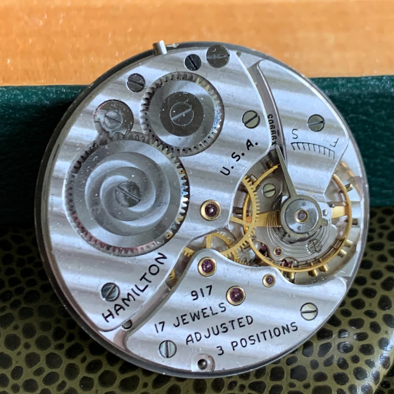 Hamilton Grade 917 10S 17 Jewels Pocket Watch Movement Repair