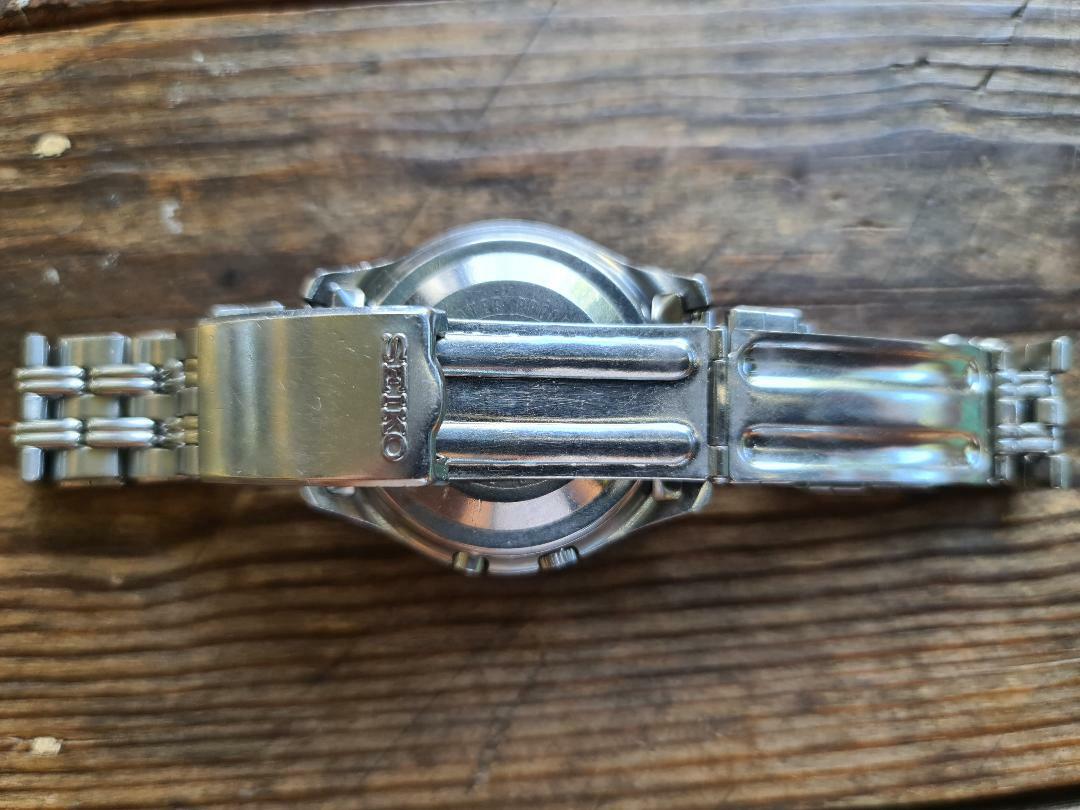VINTAGE SEIKO 7619-7010 SPORTSMATIC 5 DELUXE DIASHOCK 25 JEWELS 1966 AUGUST