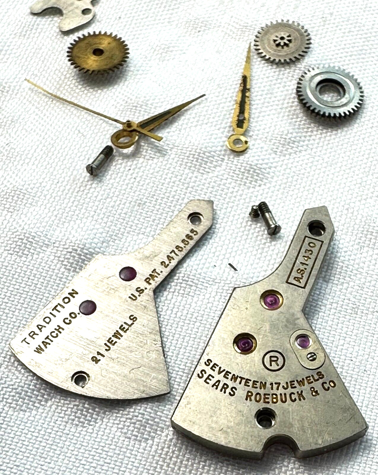 Sears Roebuck Traditions 17 Jewel Wrist Watch Mechanical Movement FOR PARTS