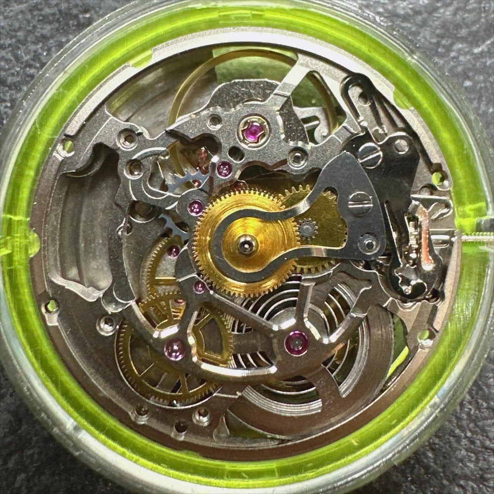 China Made Silver 2824 Automatic Mechanical Movement 3 Hands No Calendar
