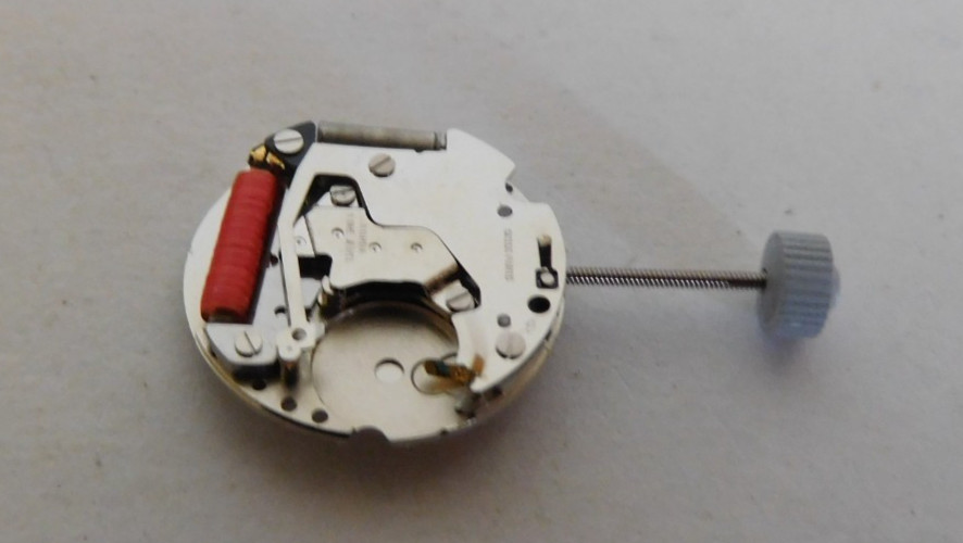 RONDA 762 MOVEMENT NOT RUNNING FOR PARTS or REPAIR. USED
