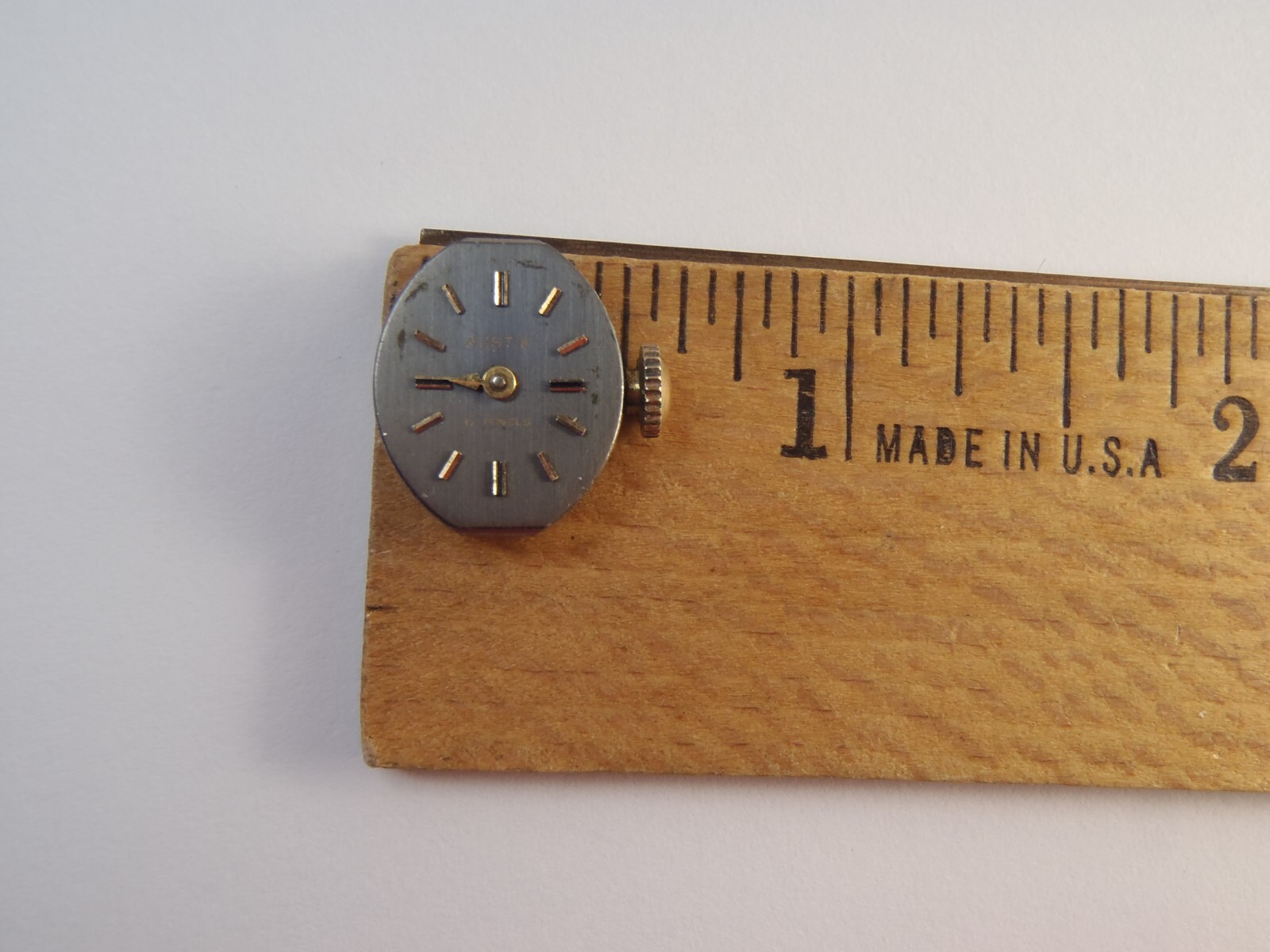 Austin Cal. 1677 Swiss Made 17 Jewels Wristwatch Movement Running