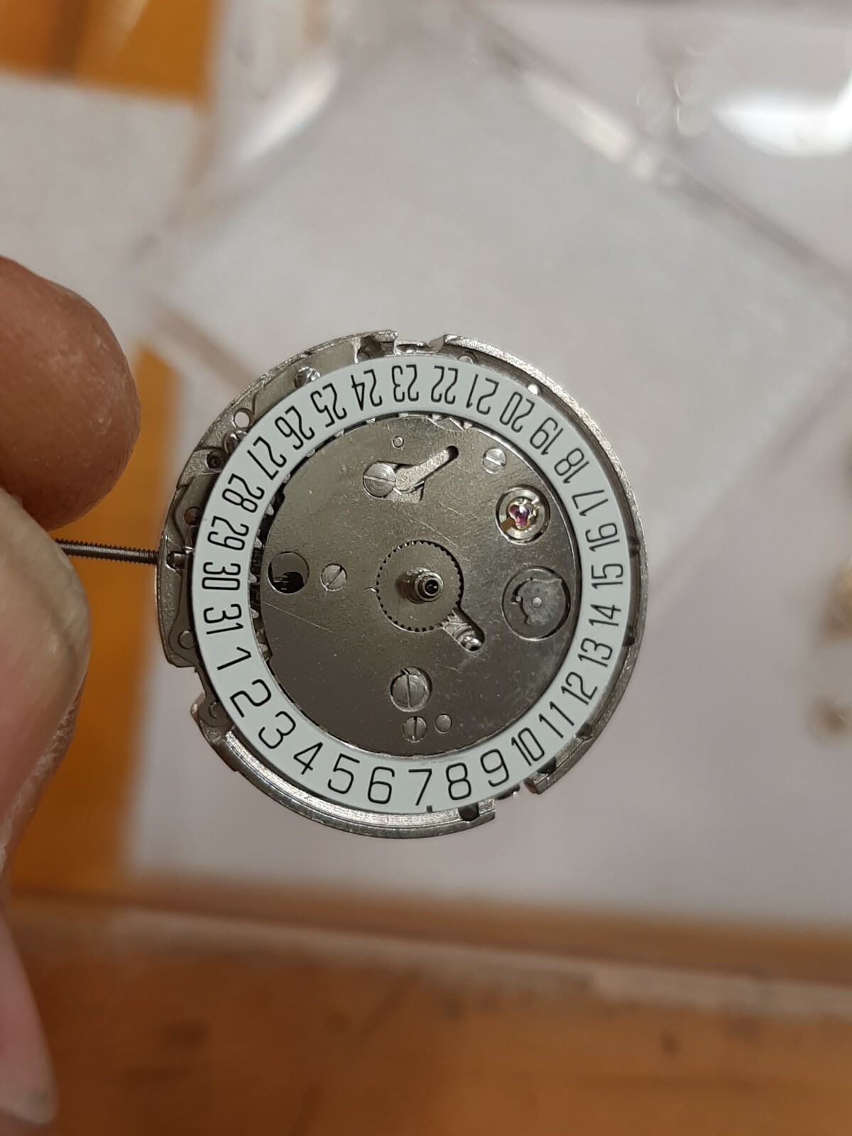 AUTOMATIC MOVEMENT DG 2816