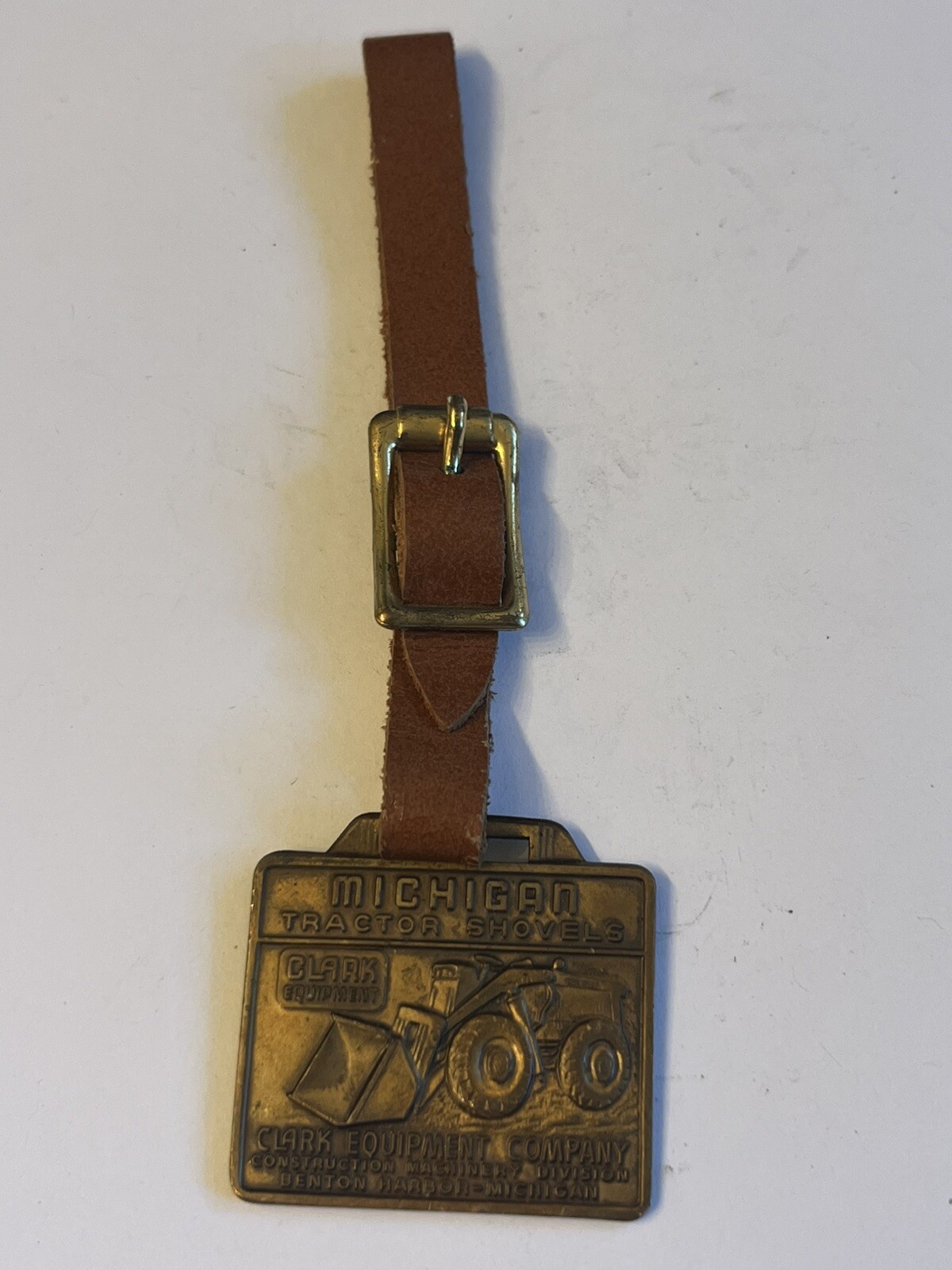 VINTAGE COOL /CLARK EQUIPTMENT Co. MICHIGAN TRACTOR SHOVELS POCKET WATCH FOB 👀