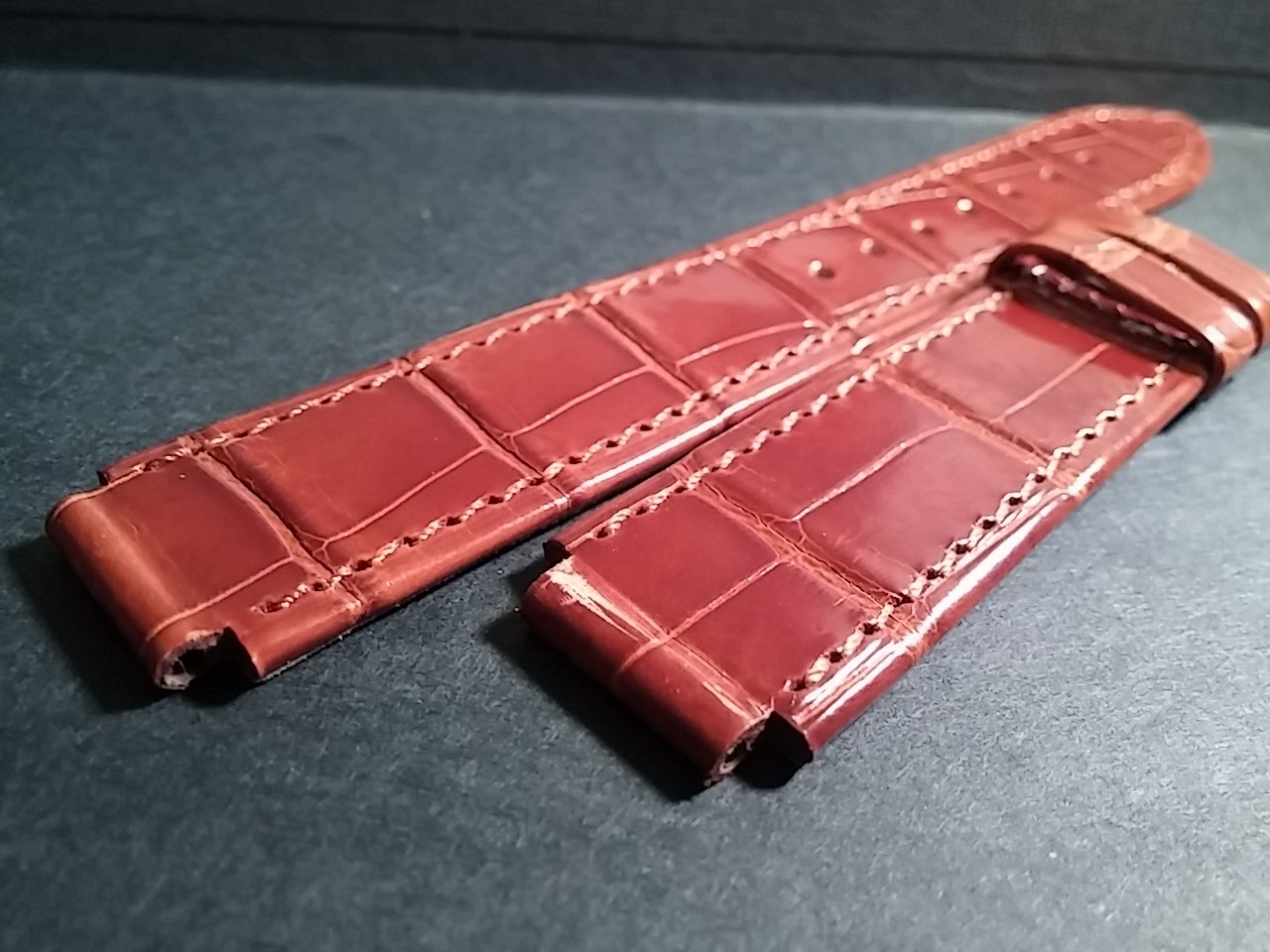 Milus band alligator SHINY BROWN-SHORT-scuff- 15mm (at watch) x 18mm at buckle