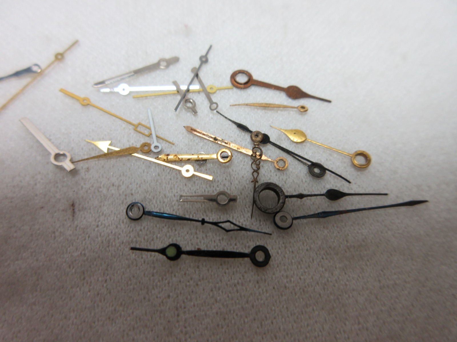 LOT OF 27 WATCH HANDS WATCHMAKER PARTS ASSORTED LOT POCKET / WRIST WATCH