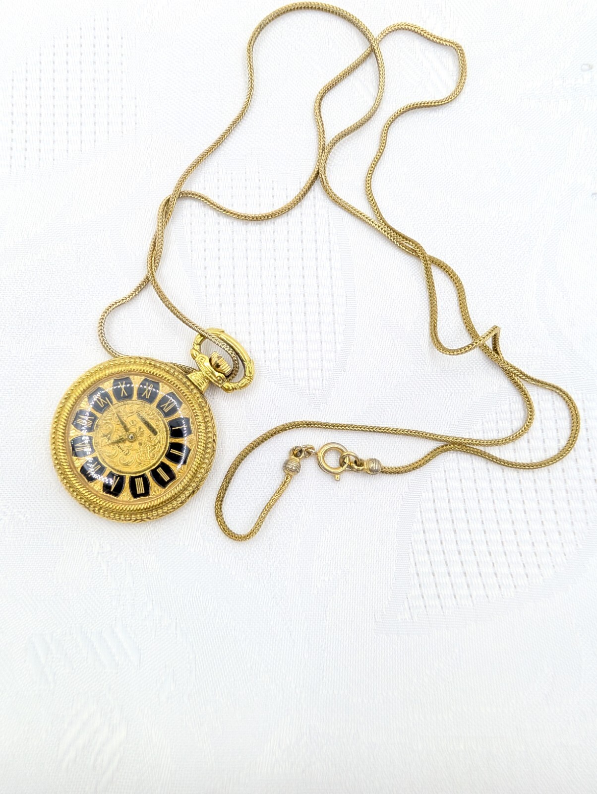 Vintage Ladies Baroness Yellow Plated Pendant Pocket Watch Necklace READ