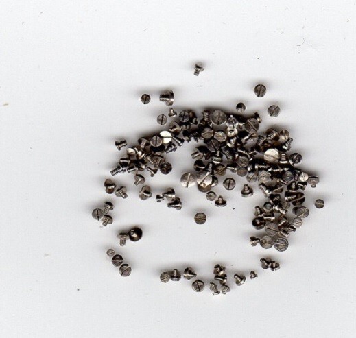 CLICK SCREWS Assorted 144 Pieces