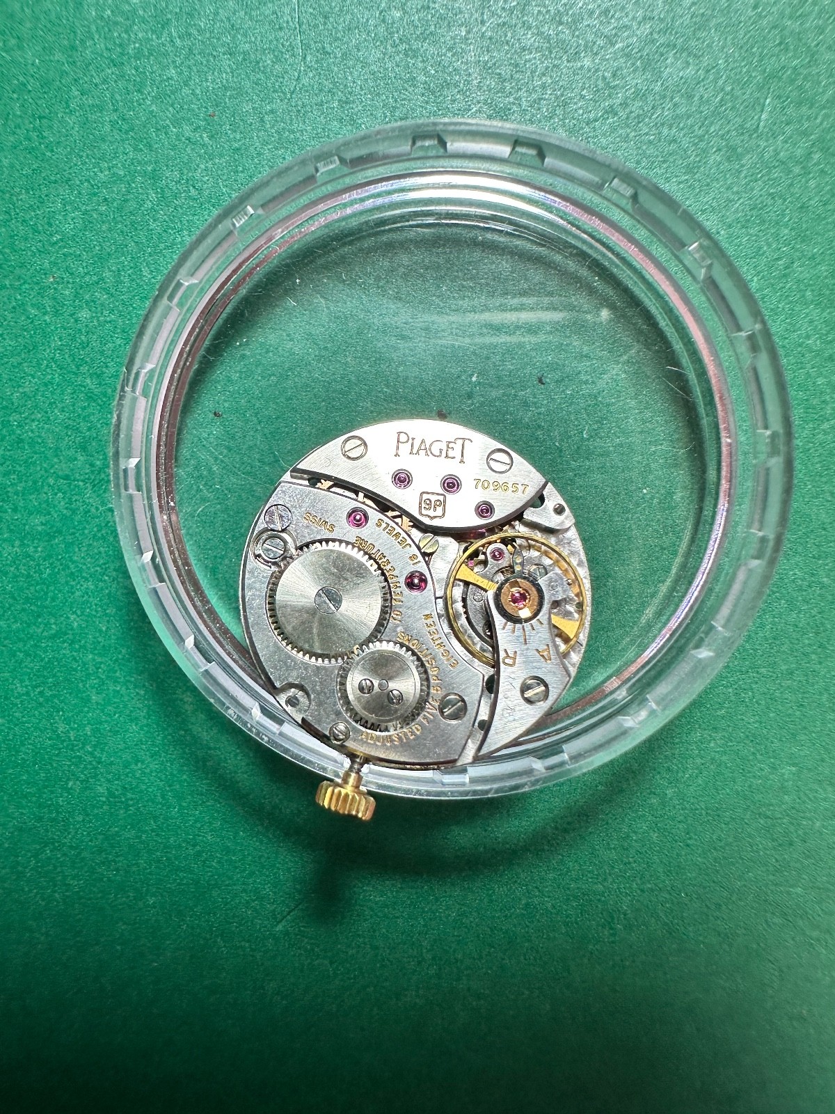 Piaget 9P Swiss Manual Wind Movement — working
