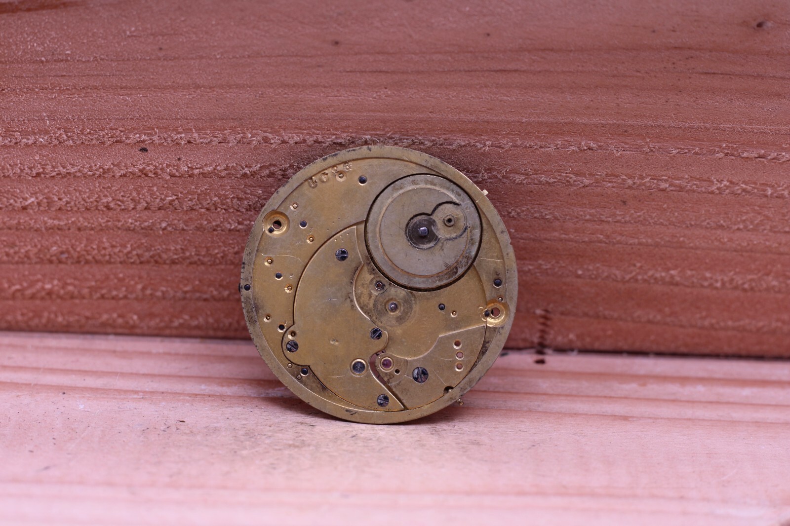 KEYWIND VICTORIAN THIN HIGH GRADE POCKET WATCH MOVEMENT 40.5mm FOR REPAIR (HW)