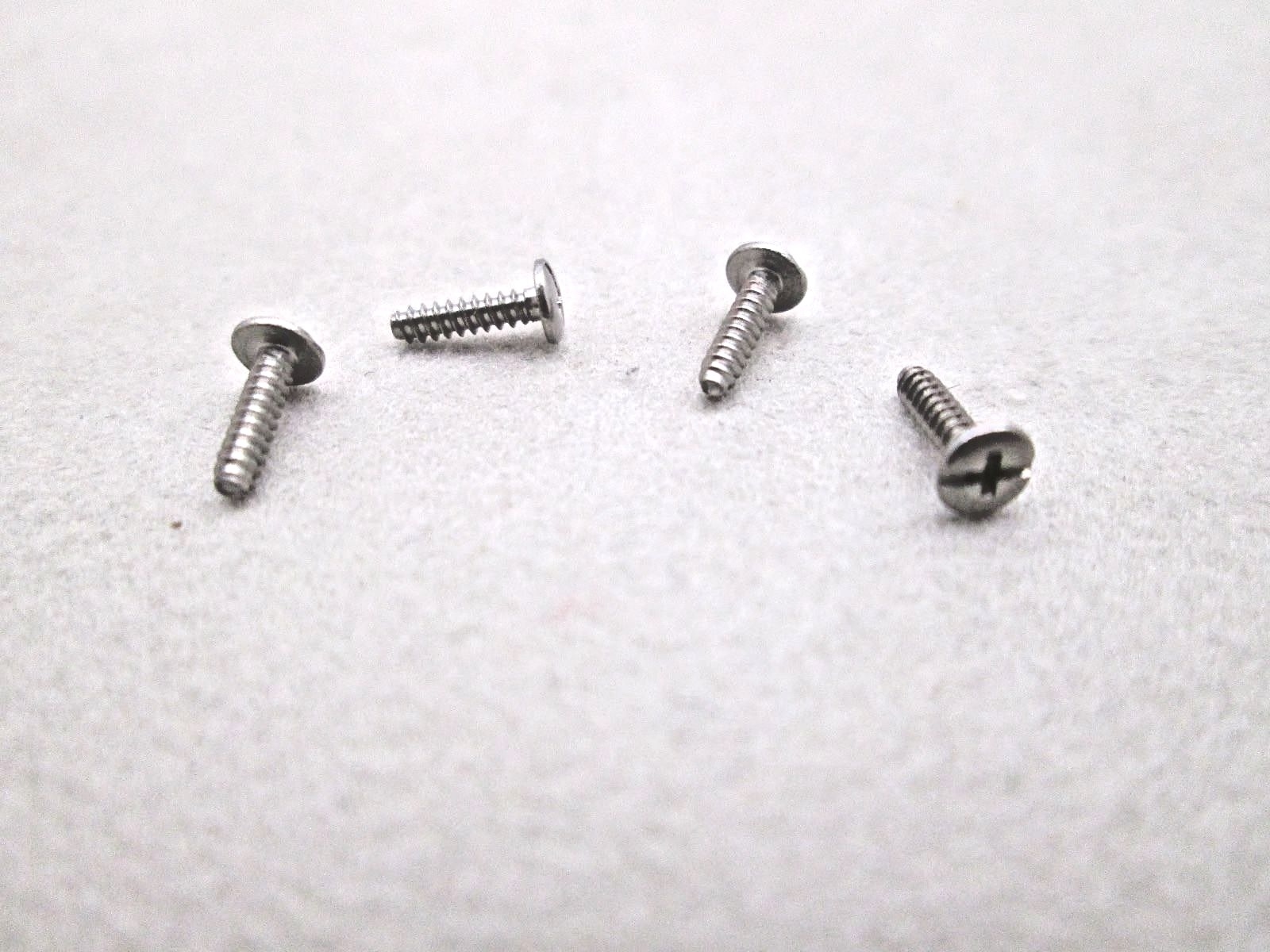 Casio G2900 DW6600 G2310 DW9051 DW9052 G7300 GW5600J DW6900CS case back screws