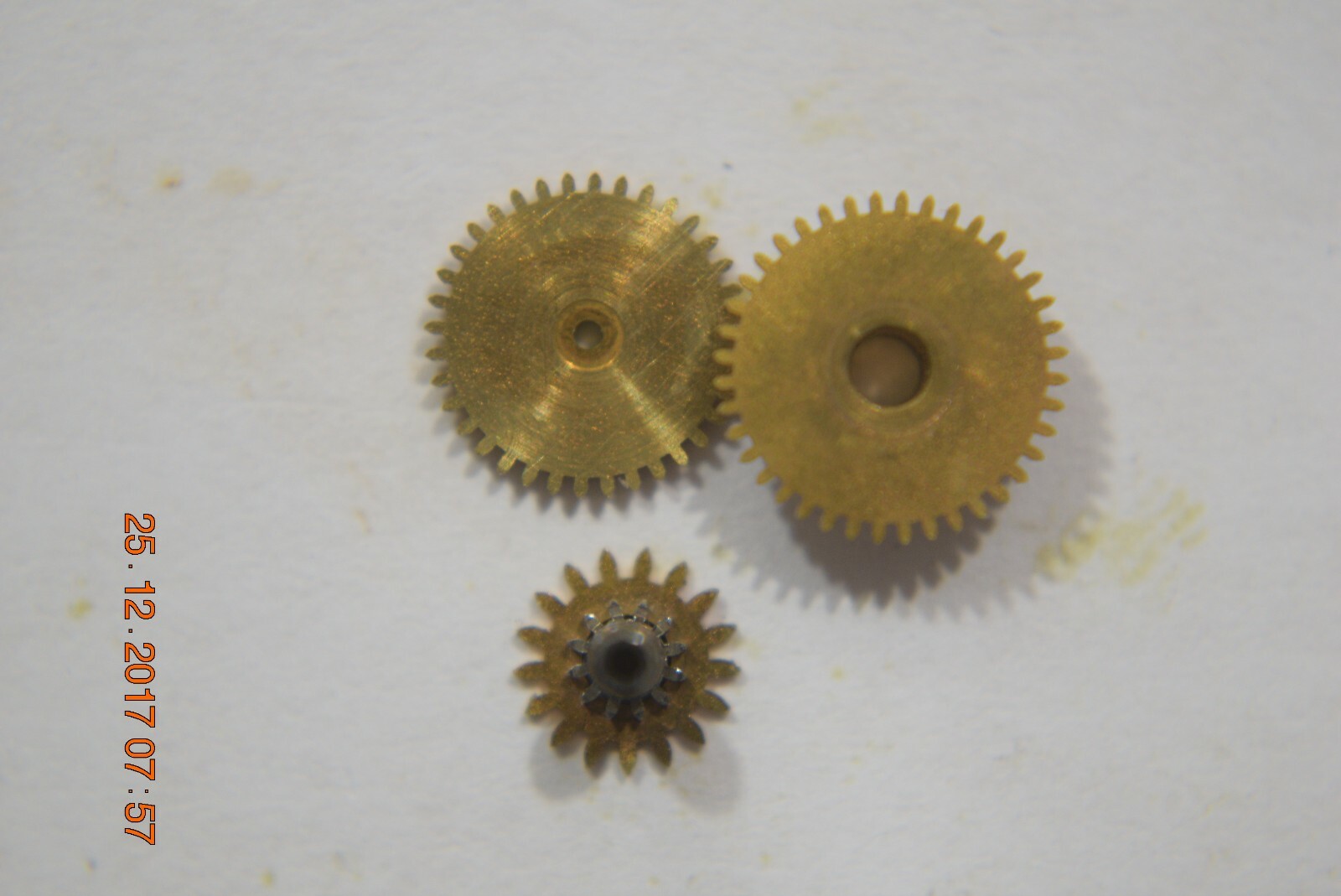 1904 Elgin-18S-7J-Grade 287-Class 105-( CANNON PINION & HOUR AND MINUTE GEARS)