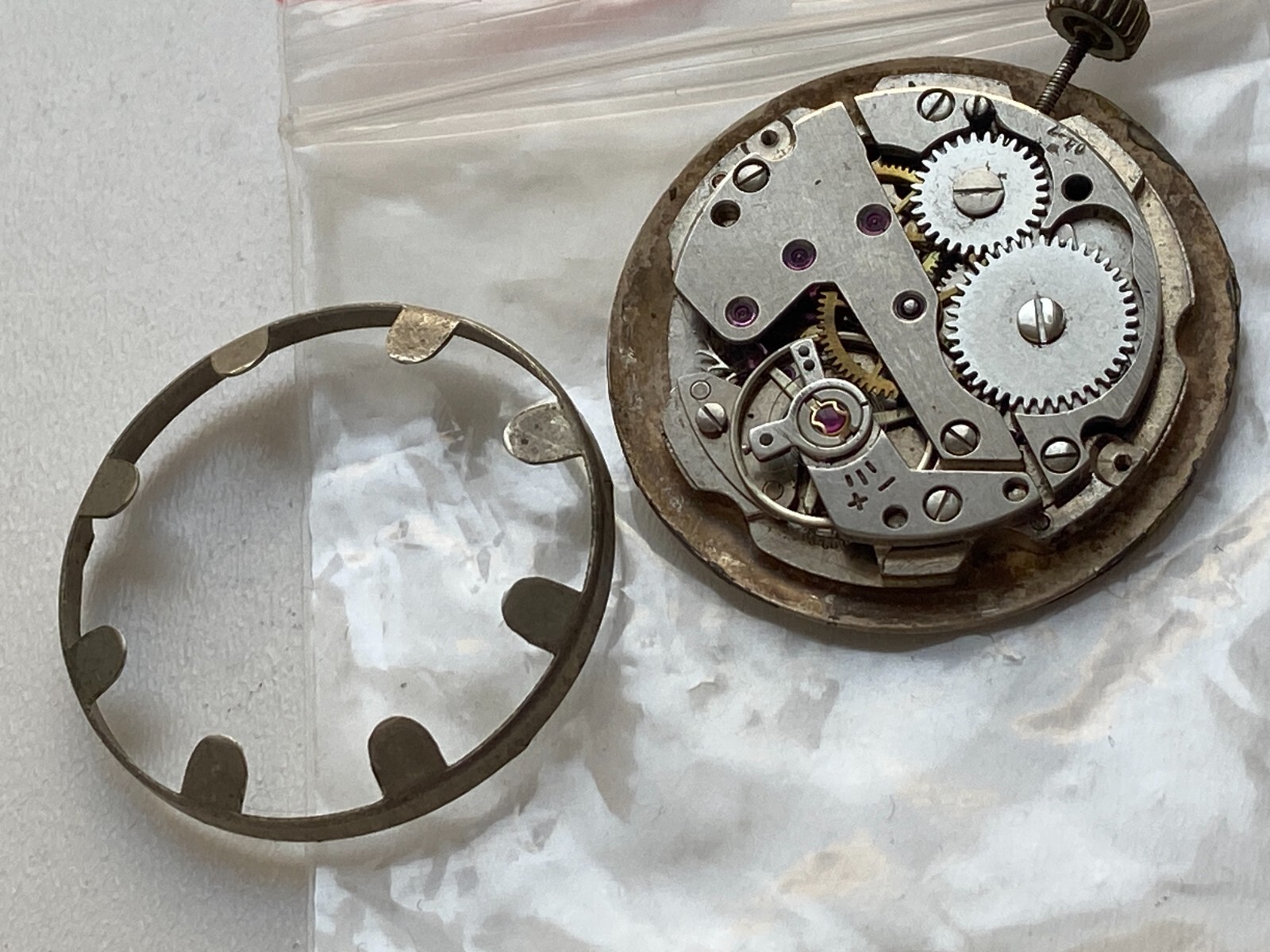 VINTAGE MEN WATCH MOVMENT JAZ 15 JEWELS FRANCE MADE CAL FE 233-60 E PARTS