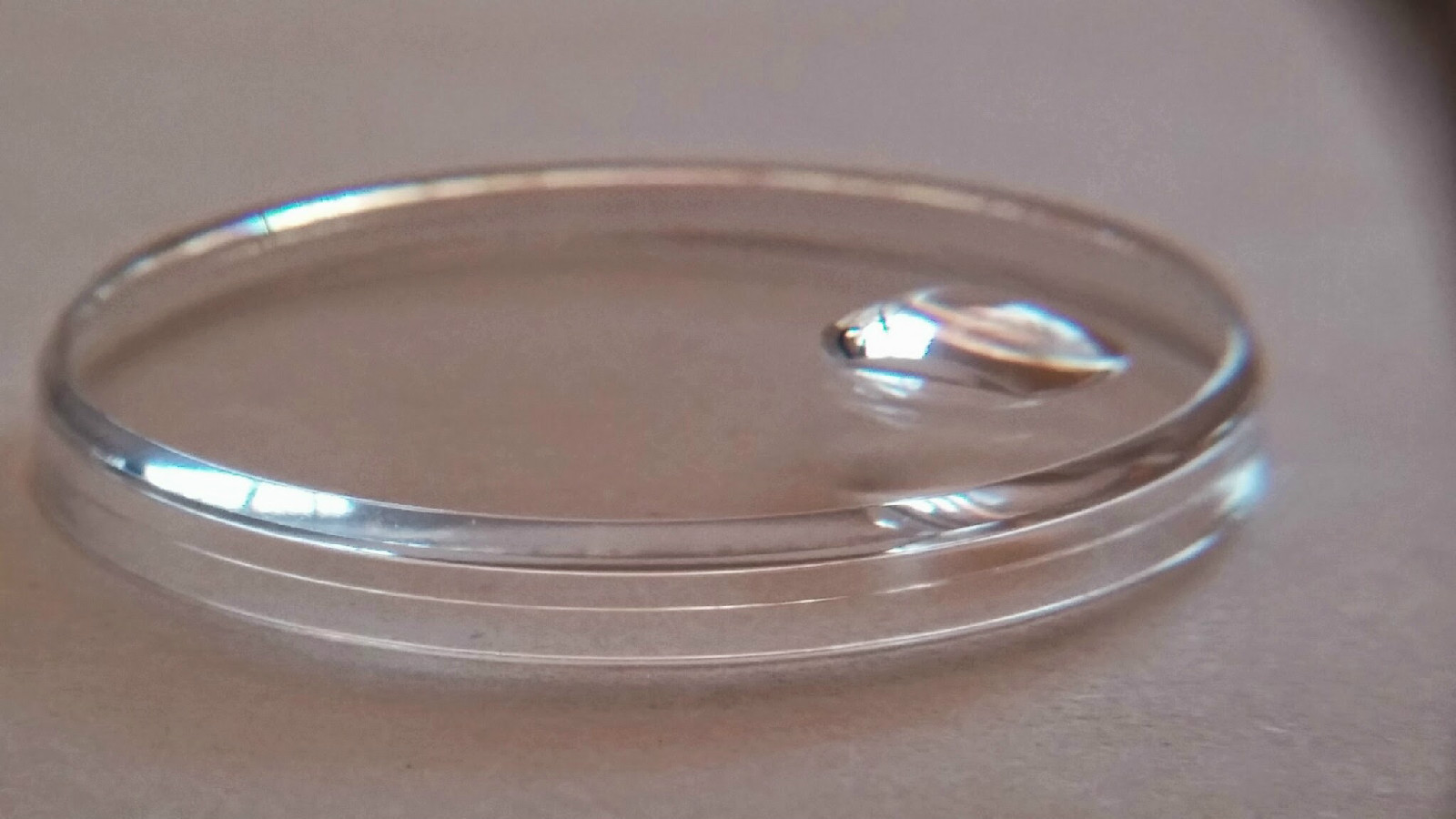 25-114 or 1803 PLASTIC WATCH CRYSTAL “Swiss Made – TO FIT
