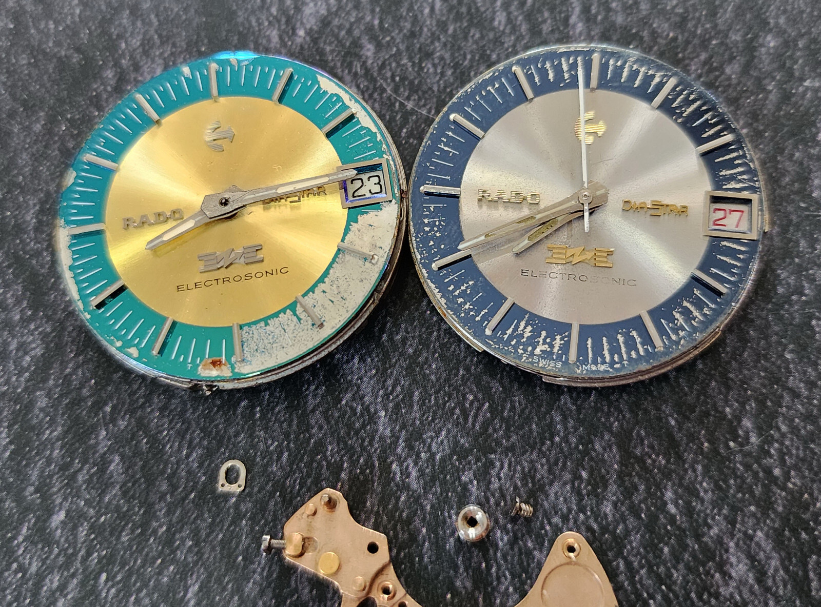 Lot 2 Rado movement electrosonic esa 9162 for Parts