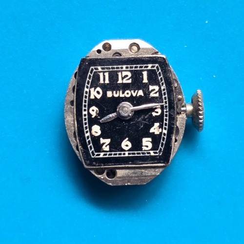 VINTAGE LADIES BULOVA CALIBER 5AB 17 JEWEL WRIST WATCH MOVEMENT KEEPING TIME