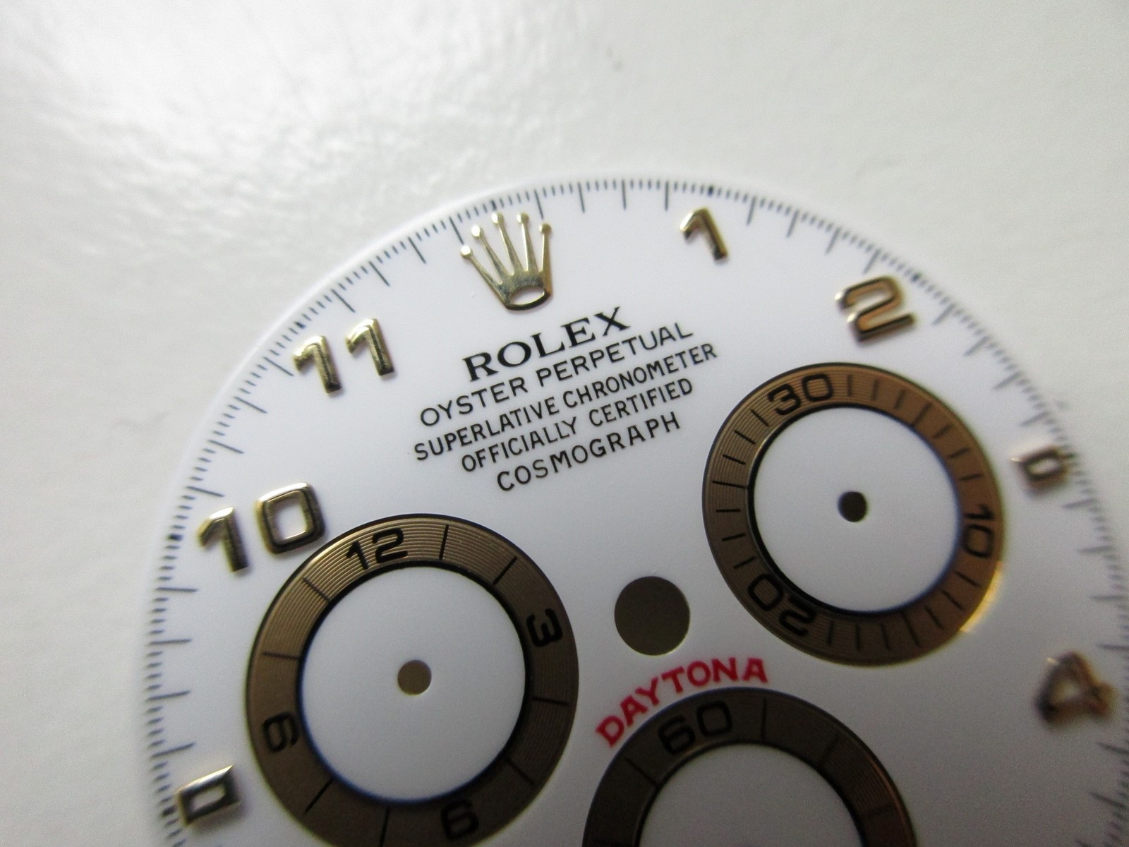 Rolex Cosmograph Daytona white dial – gold index – missing no. 6 – Swiss