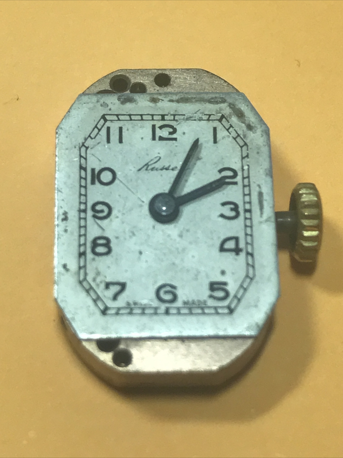 Buser 6 Watch Movement. Working. Thos. Russell dial hands stem
