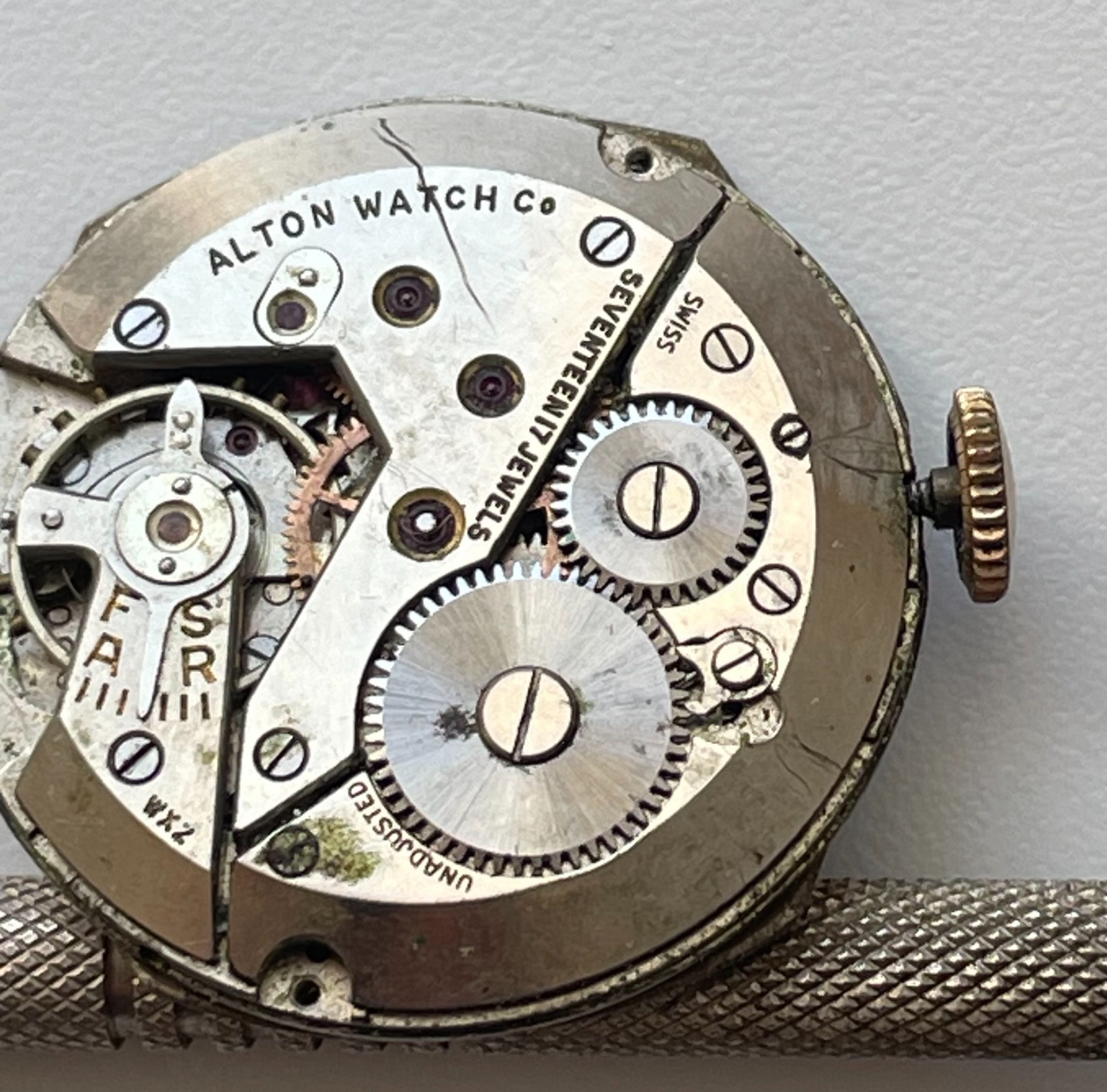 Vintage Alton Watch Co Swiss Movement 17 Jewels Sub Second Parts Repair