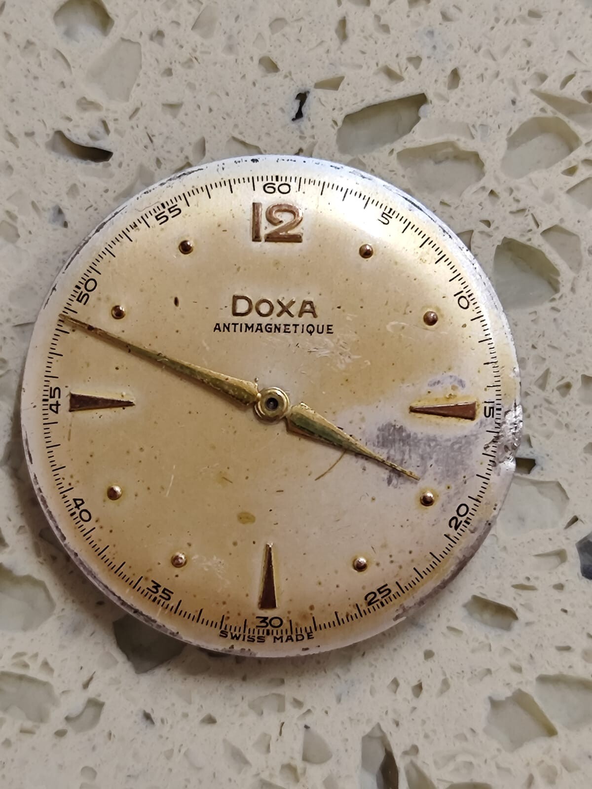 DOXA Cal 11 1/2 -140 Movement work & Stop for parts Used