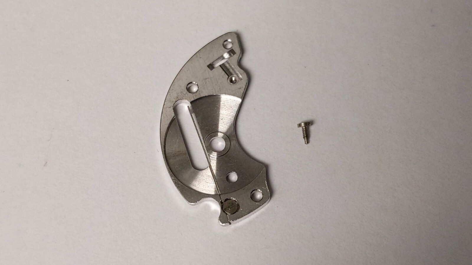 Lecoultre K866 BRIDGE and SCREW great condition, pre-owned for watch repair