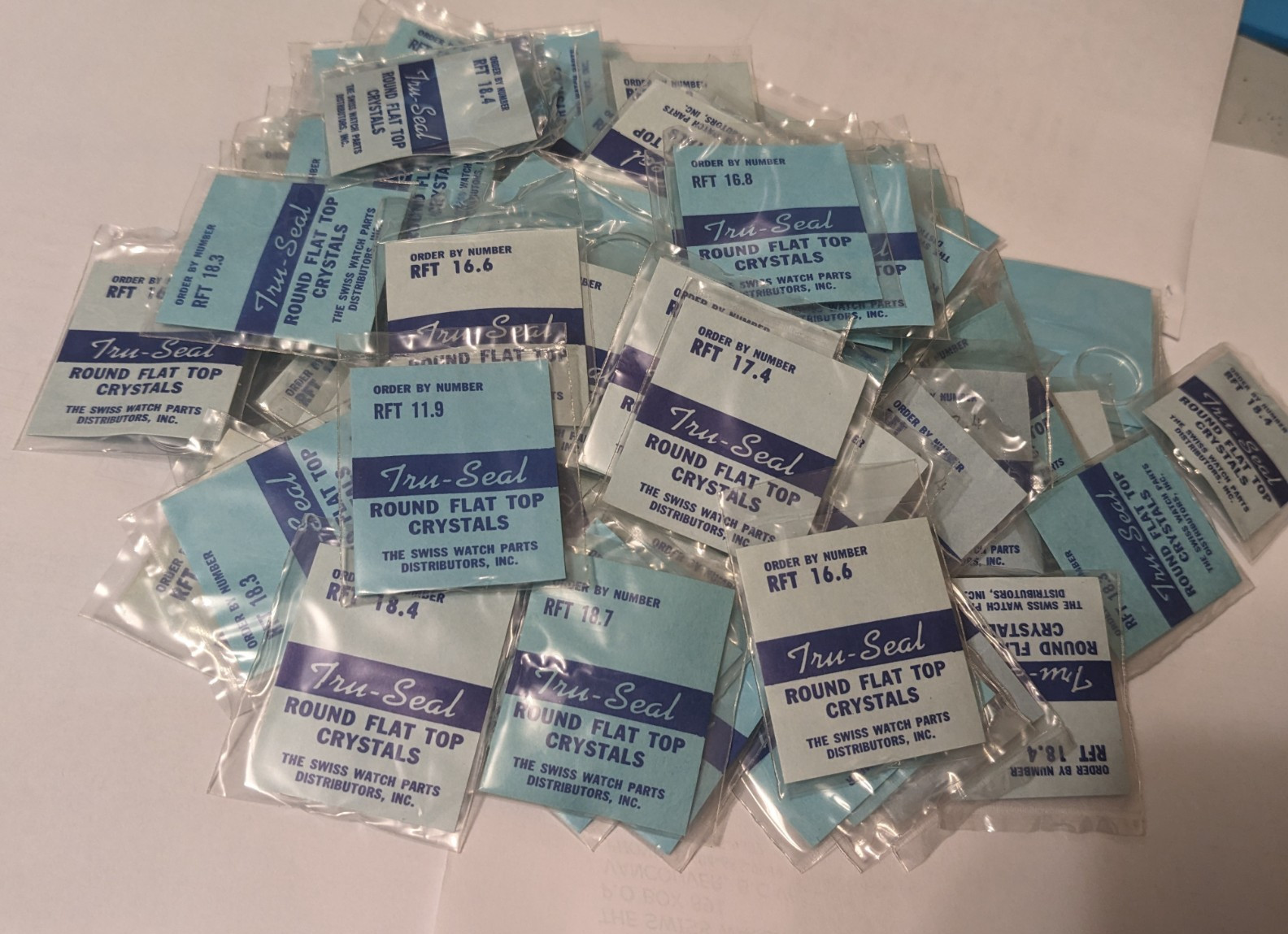 Tru-Seal round flat top crystals for ladies watches Made in England Lot of 110 p