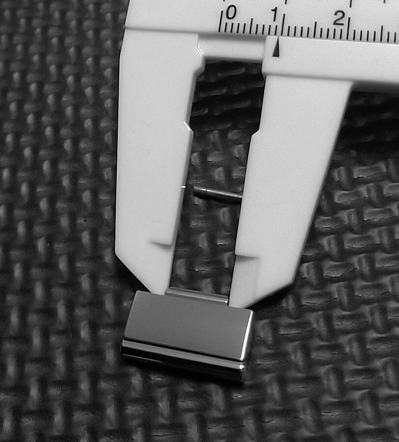 Genuine New OMEGA Constellation 18mm Bracelet Link SS Rounded Joint Unused
