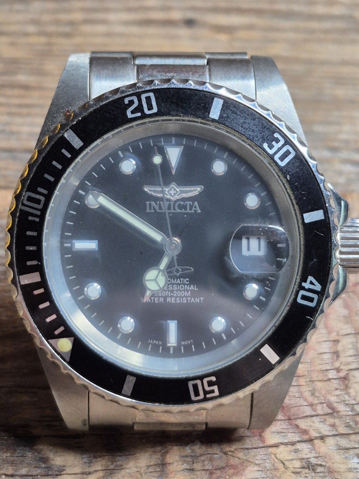 Invicta Pro Dive HD Clear Crystal Protect 660ft-200M Date Window W/Case