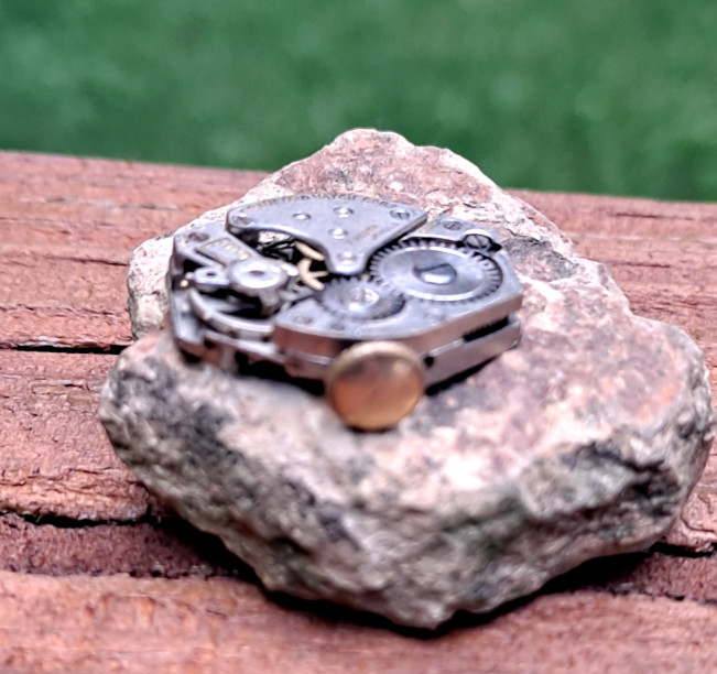 crawford watch company swiss made wind up 7 jewels watch parts