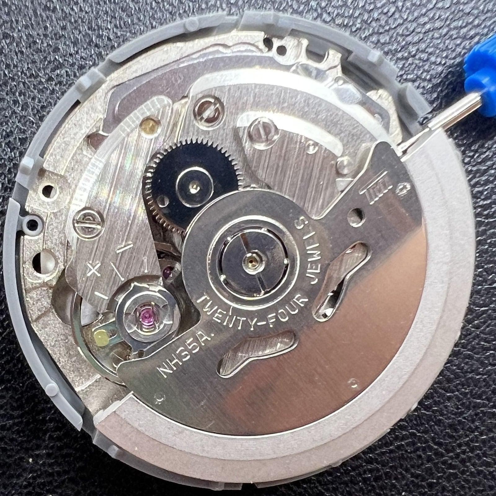 Seiko NH35 Automatic Mechanical Movement Vintage Orange Date Wheel 24 Jewels
