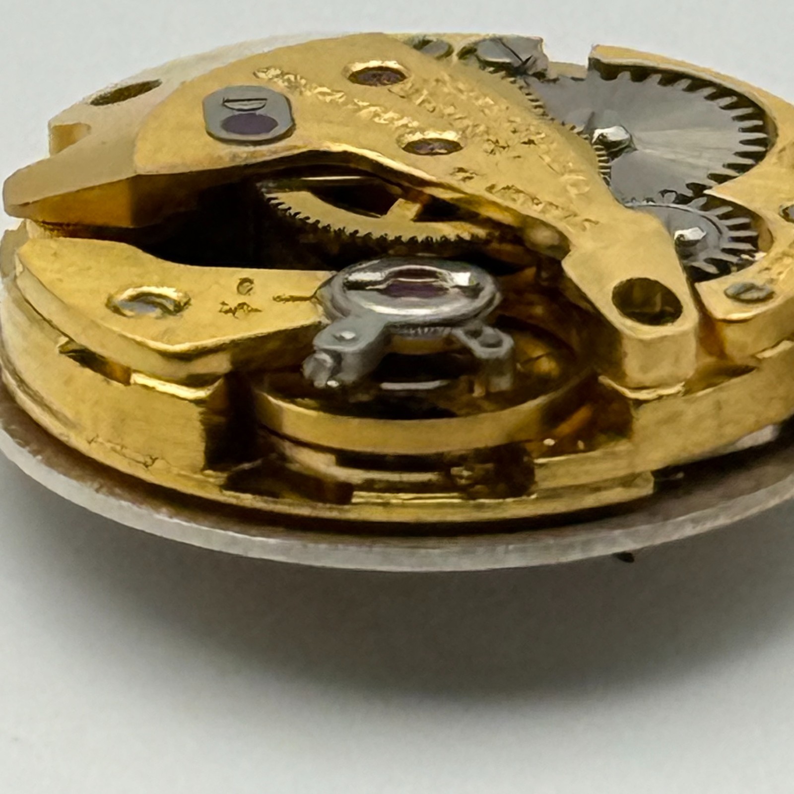 FHF 57-21 Fontainemelon Watch Movement Tradition 17 Jewels Swiss Parts 15.2mm