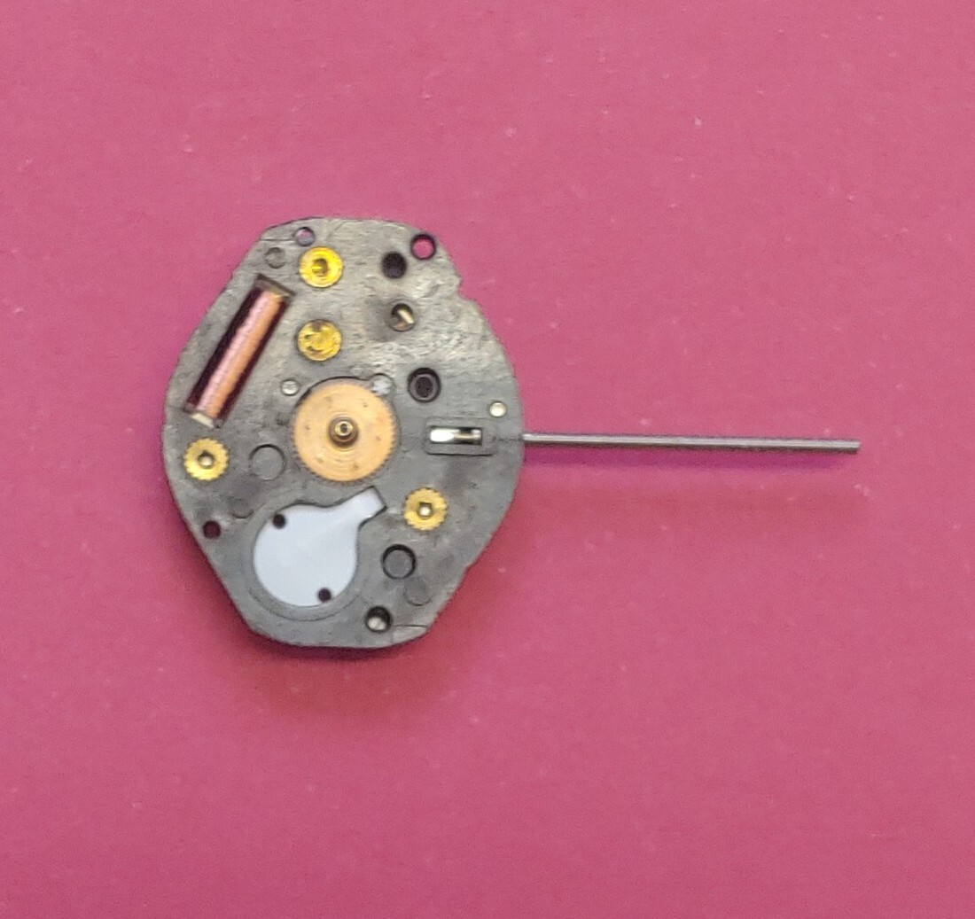 TMI Y121E Quartz Movement Complete. 3 Hand. Sets, Runs, Keeps Time 24 Hrs.