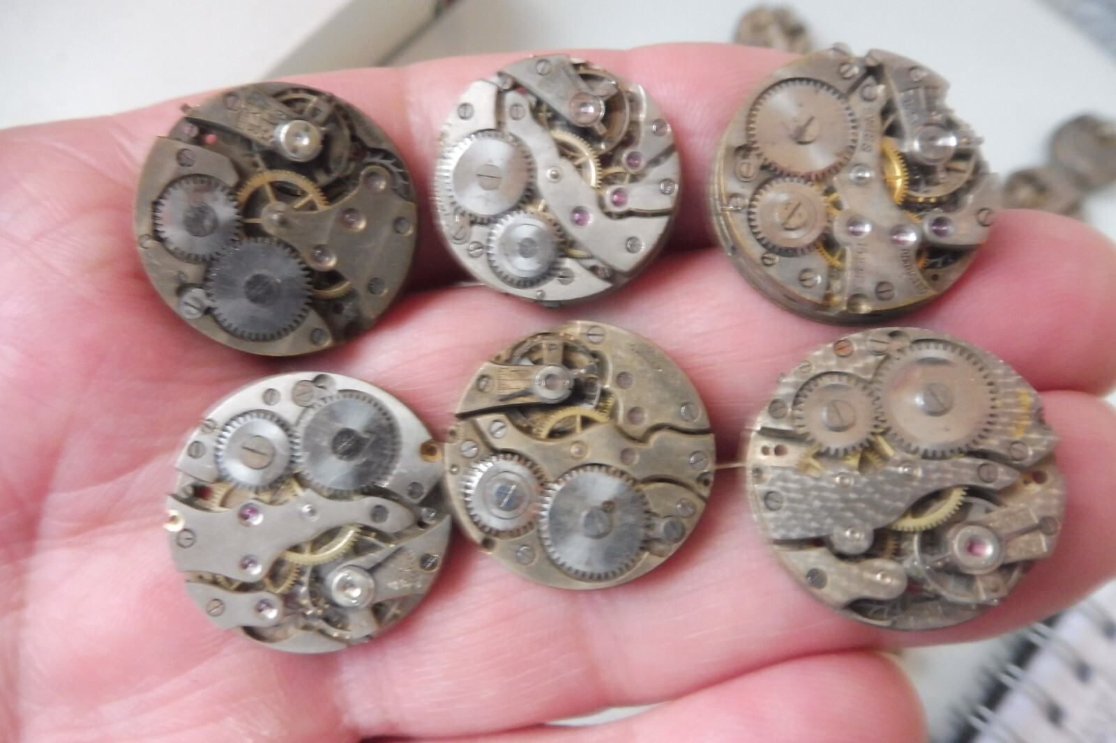 Uhr-Werke, 36 old mechanism watches for mechanic wristwatches, brands