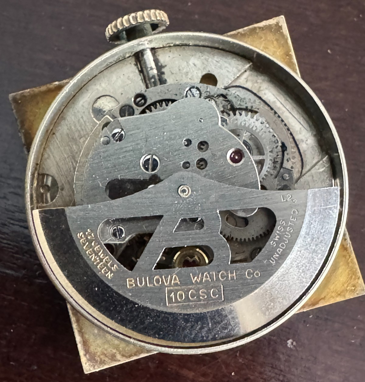 VINTAGE MEN’S BULOVA AUTO WRISTWATCH MOVEMENT CAL. 10CSC KEEPING TIME 17 JEWEL