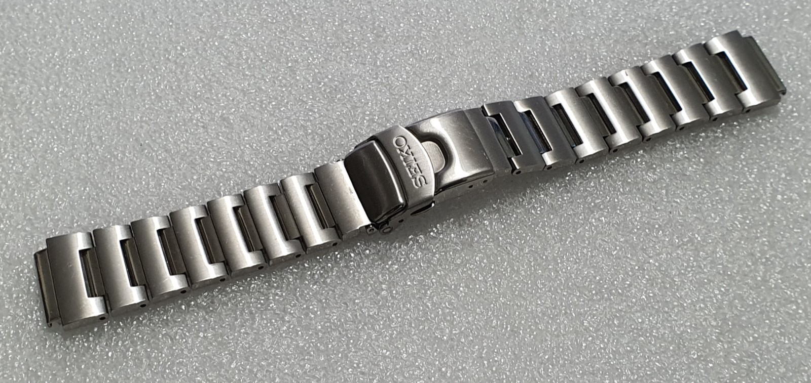 Seiko Chronograph 7T32-6J60 Stainless Steel Bracelet Genuine 18mm
