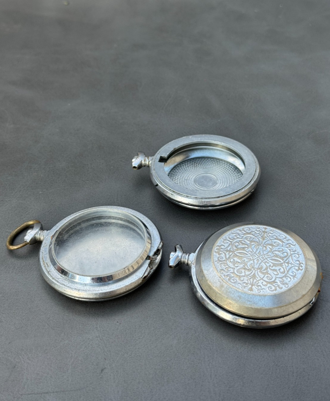 Lot of Pocket Watch Molnija cases soviet. for spare parts or for restoration.